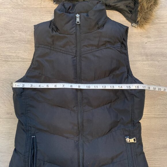 Banana Republic Vest with Fur Lined Hood (Detachable) - Picture 5 of 8